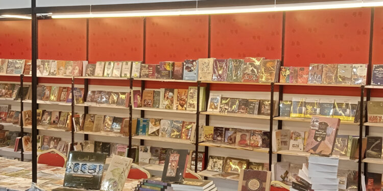 Cairo Book Fair attracts record crowds