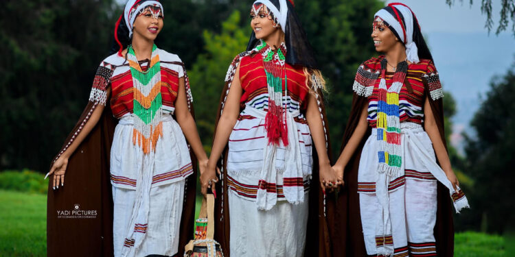 Ethiopians gather in Addis Ababa to celebrate Irreecha Festival