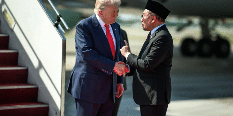 Trump begins Asia tour with visit to Malaysia for ASEAN Summit