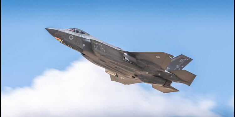 US F-35 hit in suspected Iranian fire during mission