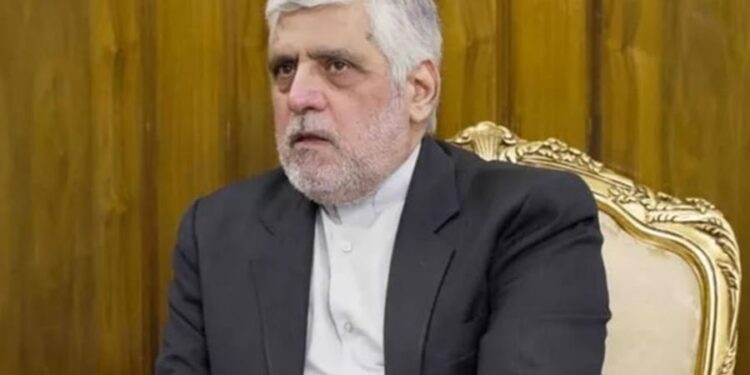 Iran says envoy will stay in Beirut despite expulsion