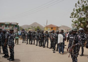 Gunmen kill at least 20 in Niger state villages